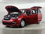 Used 2025 Chrysler Pacifica Select Minivan for sale #SR544820D - photo 6