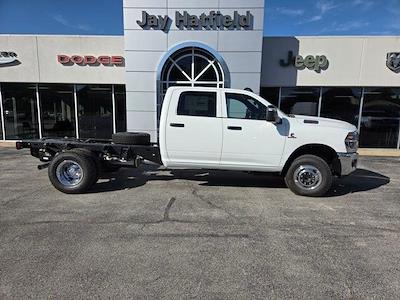 New 2026 Ram 3500 Tradesman Crew Cab 4x4 60 CA Cab Chassis for sale #226020 - photo 2
