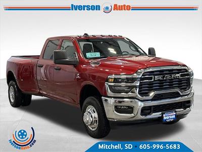 New 2026 Ram 3500 Tradesman Crew Cab 4x4 DRW Pickup for sale #28306 - photo 1