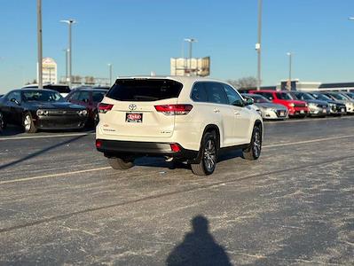 2019 Toyota Highlander 4x4 SUV for sale #B40016A - photo 2