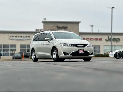 2020 Chrysler Pacifica FWD Minivan for sale #B4545A - photo 1