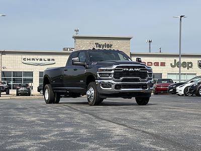 2025 Ram 3500 Crew Cab DRW 4x4 Pickup for sale #B5174 - photo 1