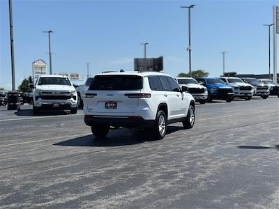 2023 Jeep Grand Cherokee L 4x4 SUV for sale #B5175B - photo 2