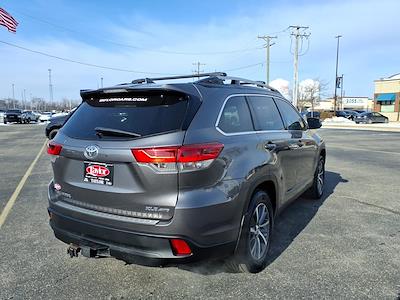 Used 2019 Toyota Highlander - photo 1