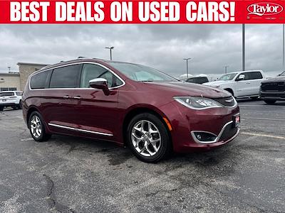 2017 Chrysler Pacifica FWD Minivan for sale #B6232A - photo 1