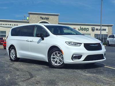 2024 Chrysler Pacifica FWD Minivan for sale #BC8051 - photo 1