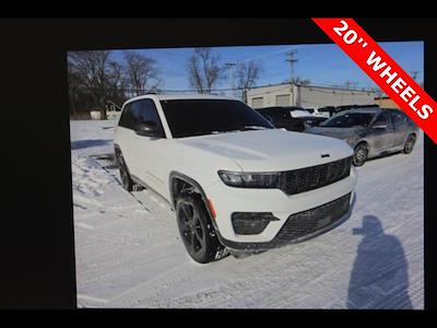 Used 2023 Jeep Grand Cherokee Altitude for sale #BC8179 - photo 2