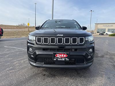 Used 2025 Jeep Compass - photo 1