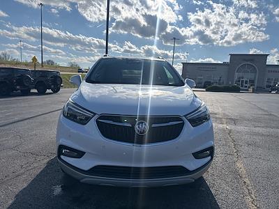 Used 2018 Buick Encore - photo 2