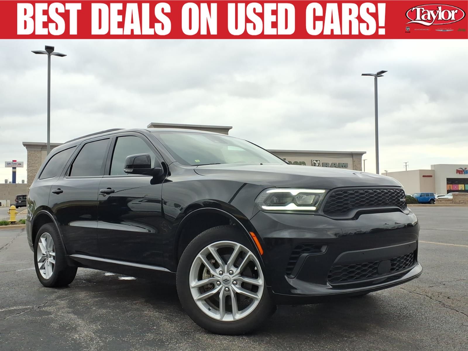 Used 2025 Dodge Durango - photo 1