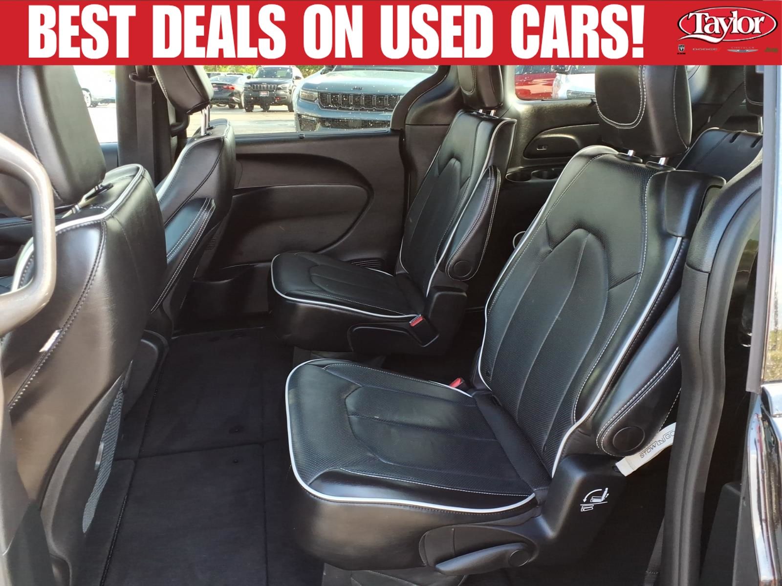 Used 2025 Chrysler Pacifica - photo 15