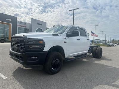 New 2026 Ram 3500 Tradesman Crew Cab 4x4 60 CA Cab Chassis for sale #RS26010 - photo 1