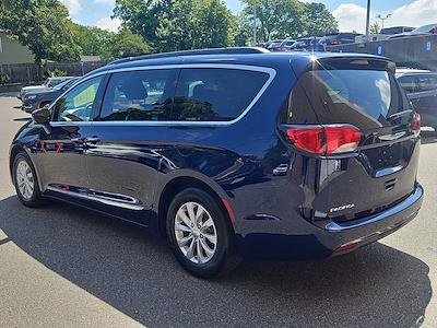 2017 Chrysler Pacifica FWD Minivan for sale #JN7703A - photo 2