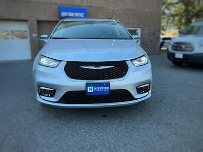 2022 Chrysler Pacifica AWD Minivan for sale #JN8036A - photo 2