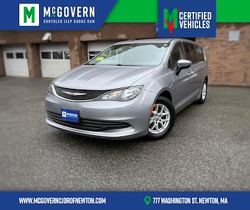 Used 2017 Chrysler Pacifica - photo 1