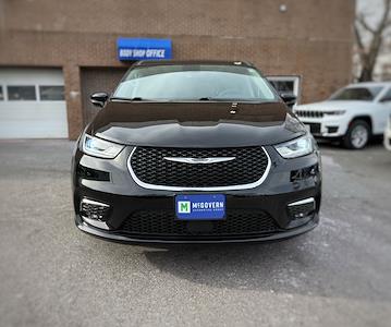 Used 2024 Chrysler Pacifica Touring L Minivan for sale #JN8510A - photo 2