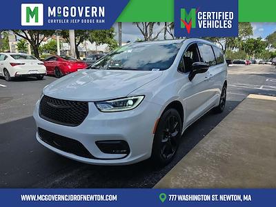 2024 Chrysler Pacifica AWD Minivan for sale #JU1756 - photo 1