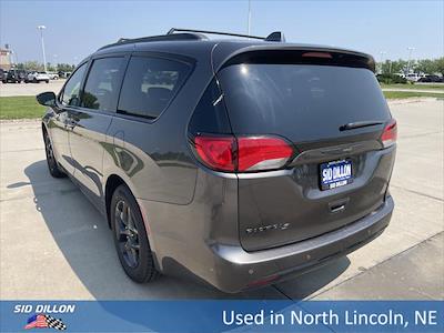 2019 Chrysler Pacifica FWD Minivan for sale #10J1609B - photo 2