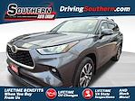 Used 2020 Toyota Highlander XLE for sale #F26012355T1 - photo 1