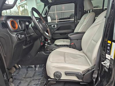 Used 2022 Jeep Gladiator - photo 1