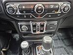 2020 Jeep Gladiator Crew Cab 4WD Pickup for sale #F5X545114A - photo 18