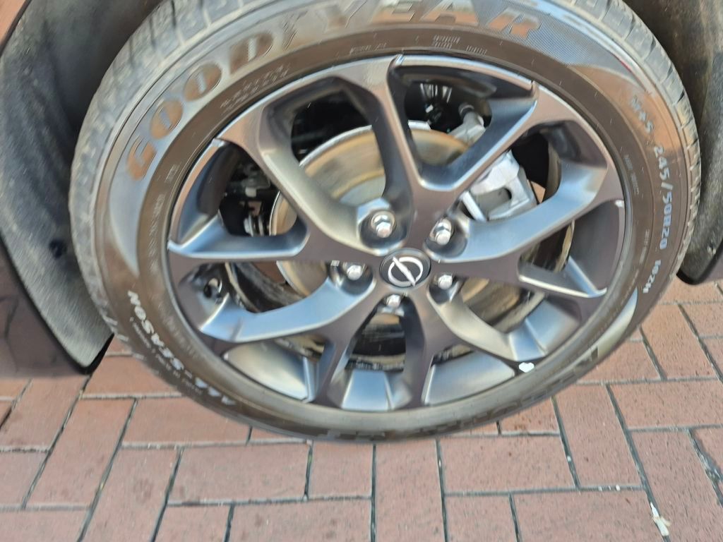 Used 2025 Chrysler Pacifica - photo 11