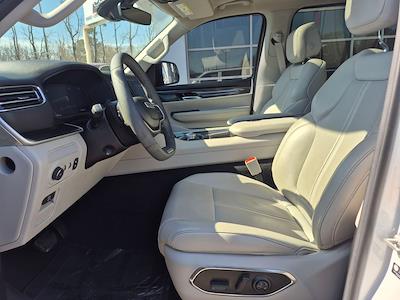 Used 2023 Jeep Wagoneer - photo 1