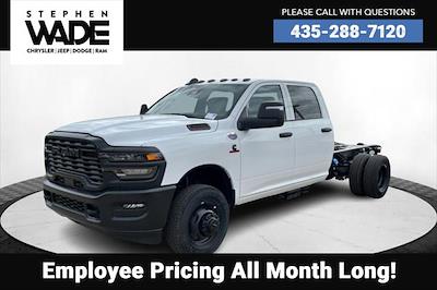 New 2025 Ram 3500 Tradesman Crew Cab 4x4 60 CA Cab Chassis for sale #7064840 - photo 1
