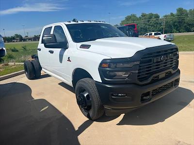 New 2025 Ram 3500 Tradesman Crew Cab 4x4 60 CA Cab Chassis for sale #61430277 - photo 2