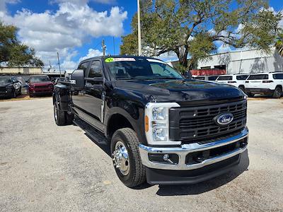 Used 2025 Ford F-350 - photo 1