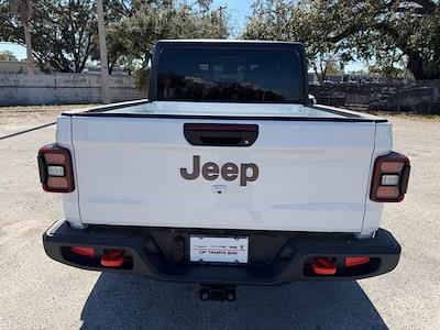 Used 2025 Jeep Gladiator - photo 1