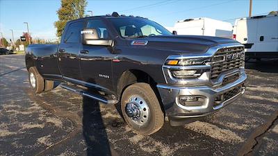 New 2026 Ram 3500 Big Horn Crew Cab for sale #343023 - photo 2