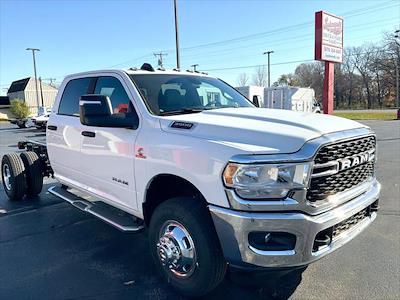 New 2024 Ram 3500 SLT Crew Cab 4x4 60 CA Cab Chassis for sale #F341839 - photo 1