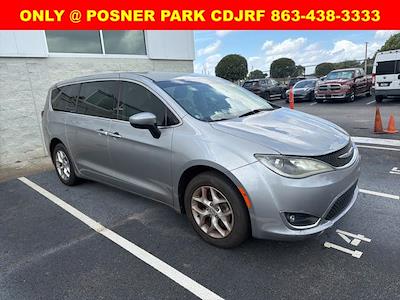 2017 Chrysler Pacifica FWD Minivan for sale #F623963A - photo 1