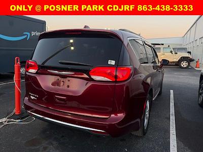 Used 2017 Chrysler Pacifica - photo 1
