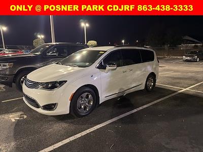 2018 Chrysler Pacifica FWD Minivan for sale #U187458A - photo 2