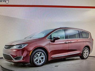 Used 2020 Chrysler Pacifica - photo 1