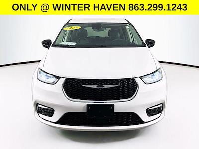 Used 2024 Chrysler Pacifica - photo 1