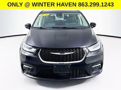 Used 2024 Chrysler Pacifica - photo 1
