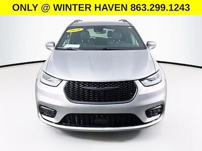 Used 2021 Chrysler Pacifica - photo 1