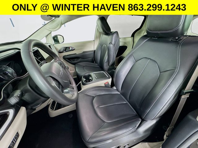 Used 2024 Chrysler Pacifica - photo 22