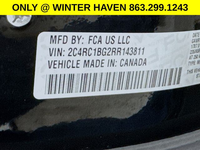 Used 2024 Chrysler Pacifica - photo 36