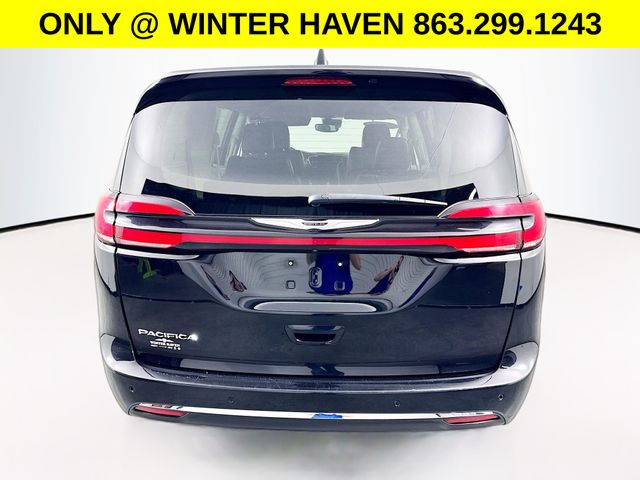 Used 2024 Chrysler Pacifica - photo 8
