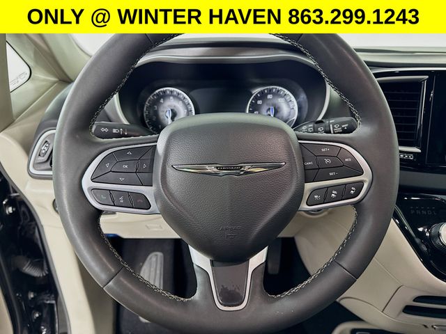 Used 2024 Chrysler Pacifica - photo 13