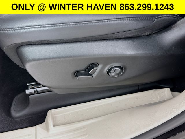 Used 2024 Chrysler Pacifica - photo 20