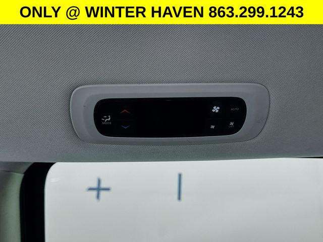 Used 2024 Chrysler Pacifica - photo 25