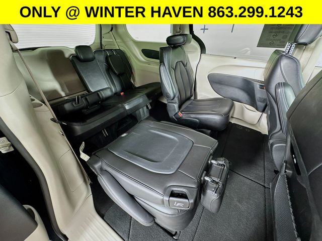 Used 2024 Chrysler Pacifica - photo 28