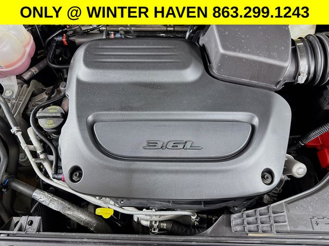 Used 2024 Chrysler Pacifica - photo 33