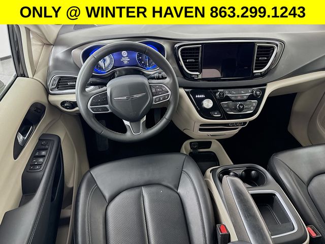 Used 2024 Chrysler Pacifica - photo 22