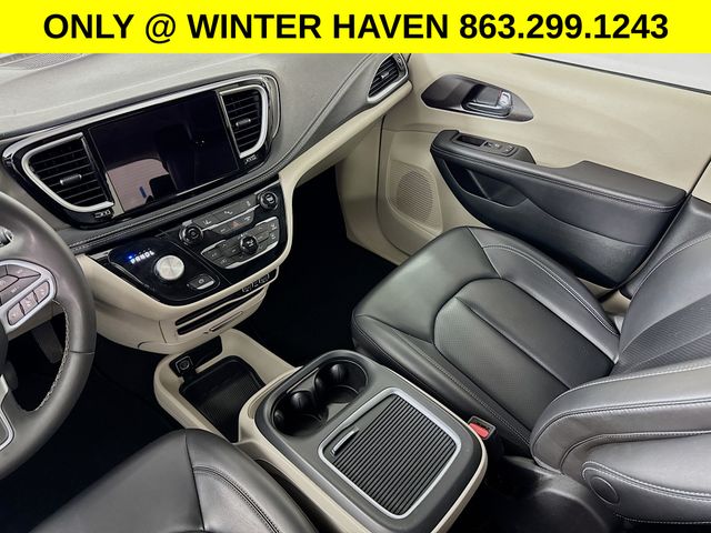 Used 2023 Chrysler Pacifica - photo 23
